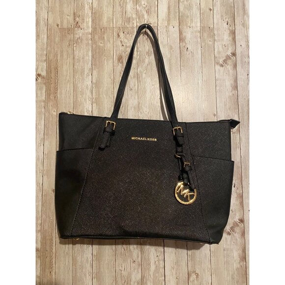 Michael Kors Jet Set Large Saffiano Leather Tote Bag Black Gold Hardware - Picture 1 of 16